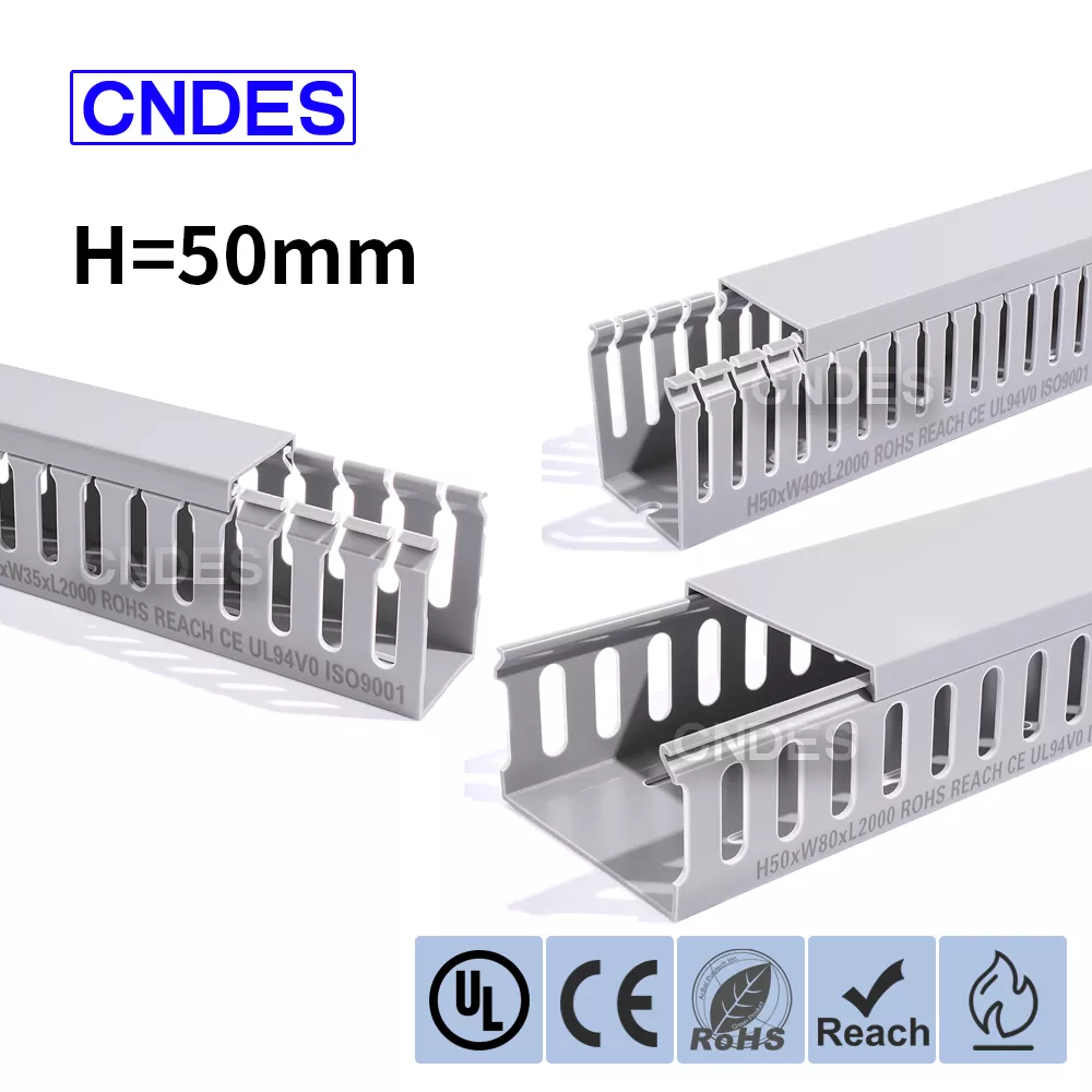 50 mm høy slisset PVC-panel ledningskanal